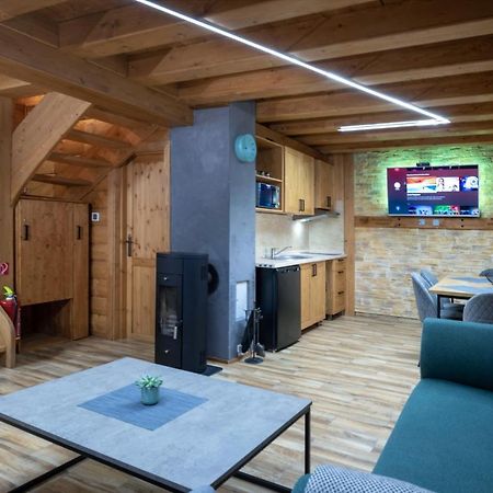 Tatrystay Riverstone Chalets デマノブスカ・ドリーナ エクステリア 写真